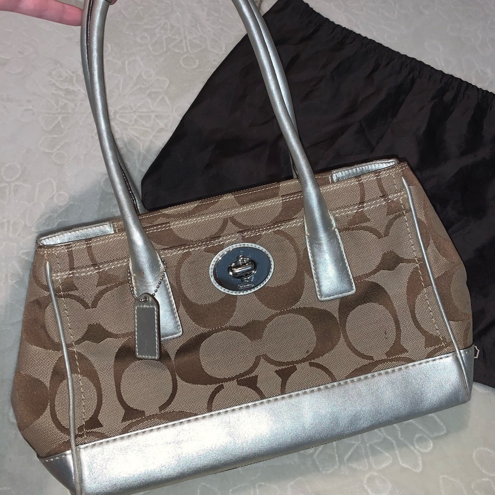 Coach Purse A0873-11557